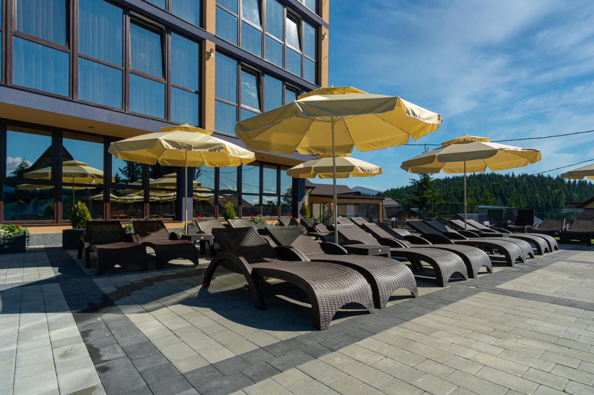 Hotel Summit Yablunytsya Exterior foto