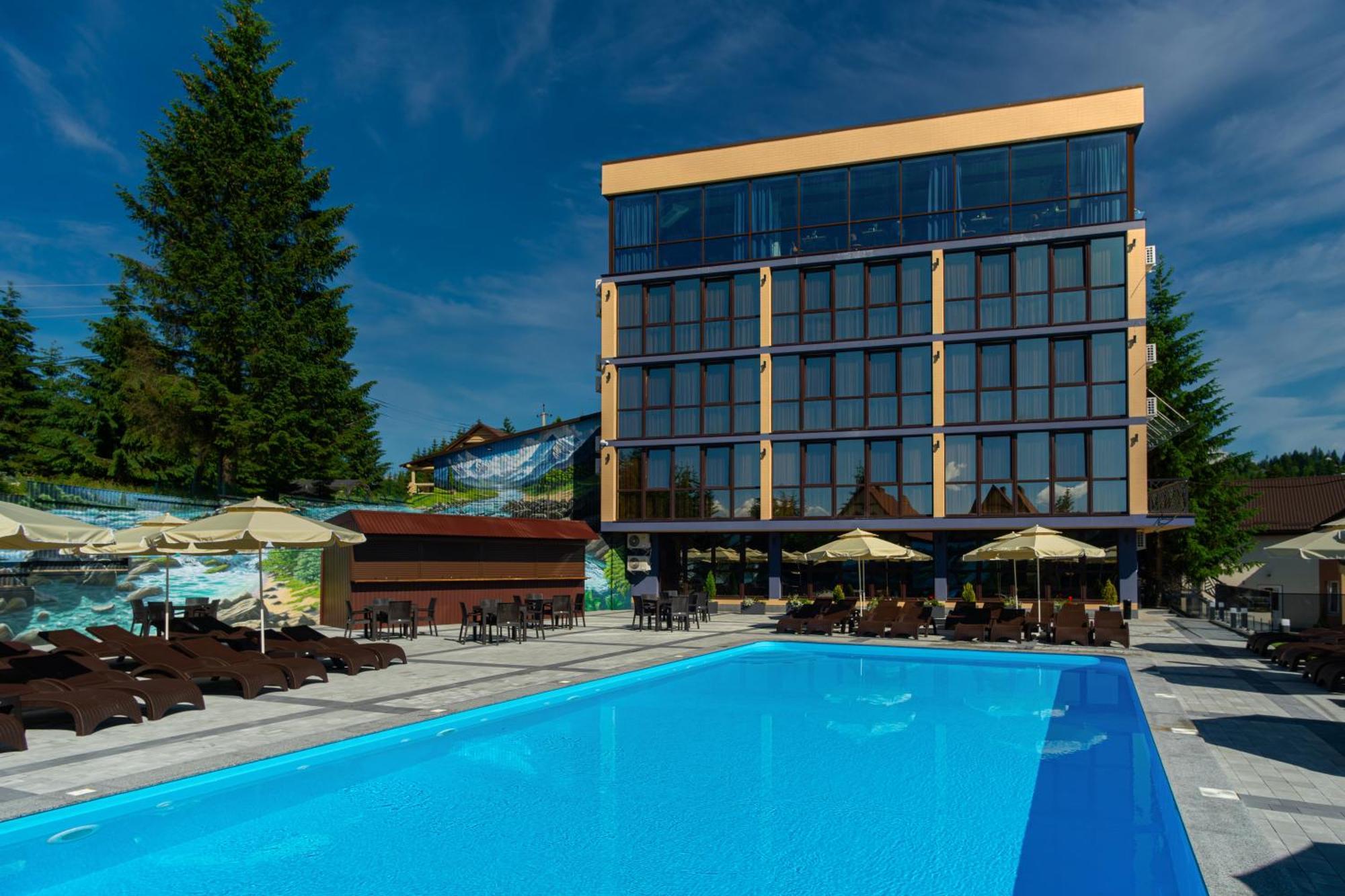 Hotel Summit Yablunytsya Exterior foto