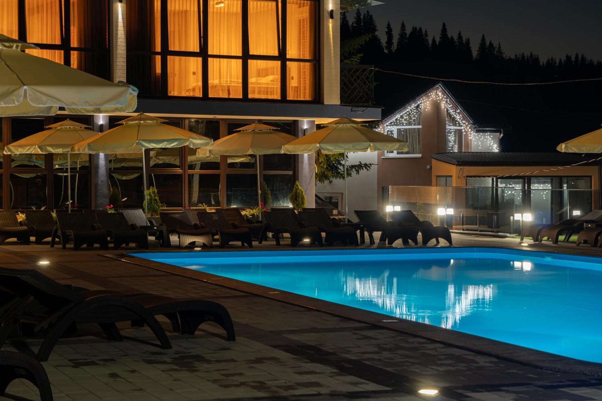 Hotel Summit Yablunytsya Exterior foto