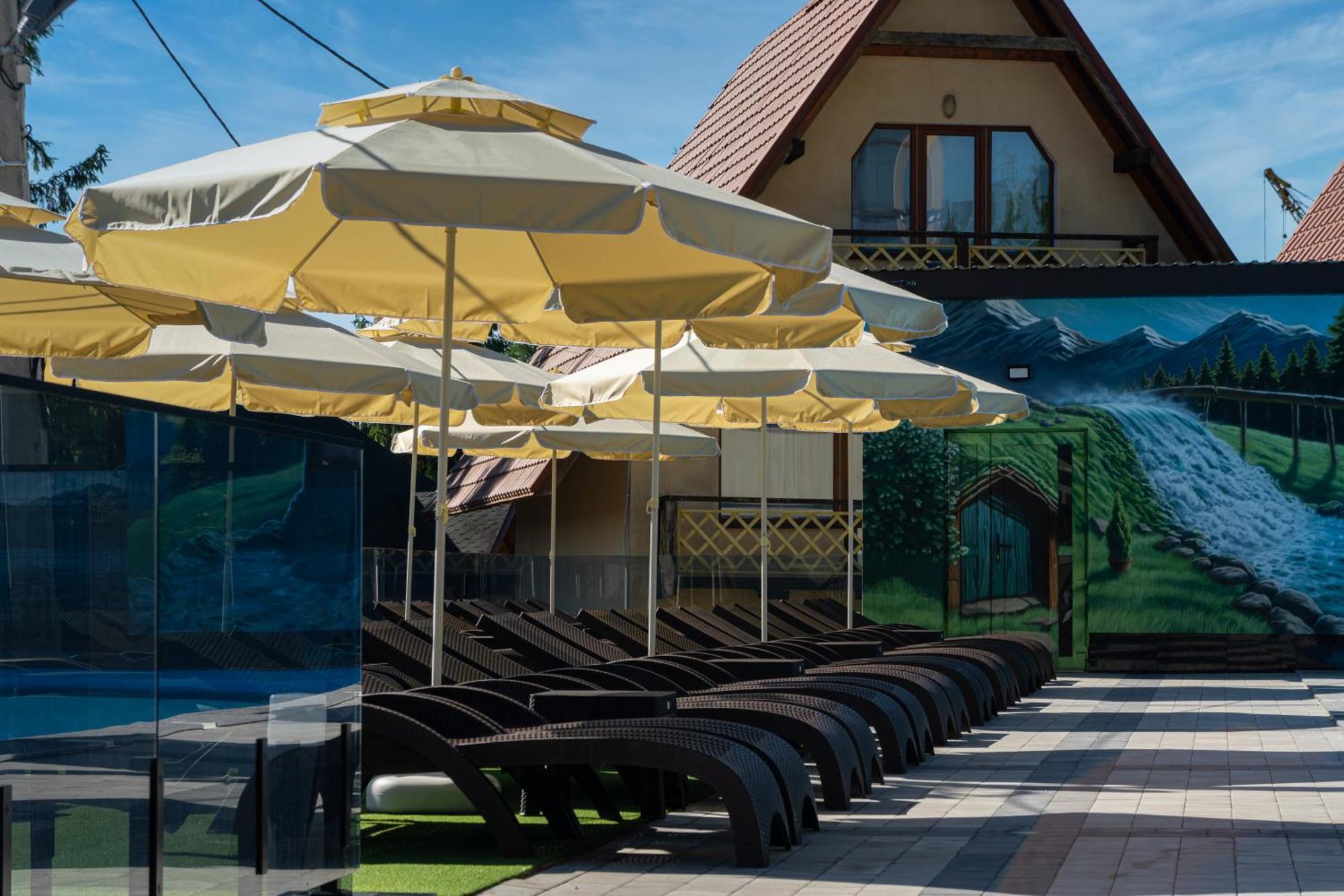 Hotel Summit Yablunytsya Exterior foto