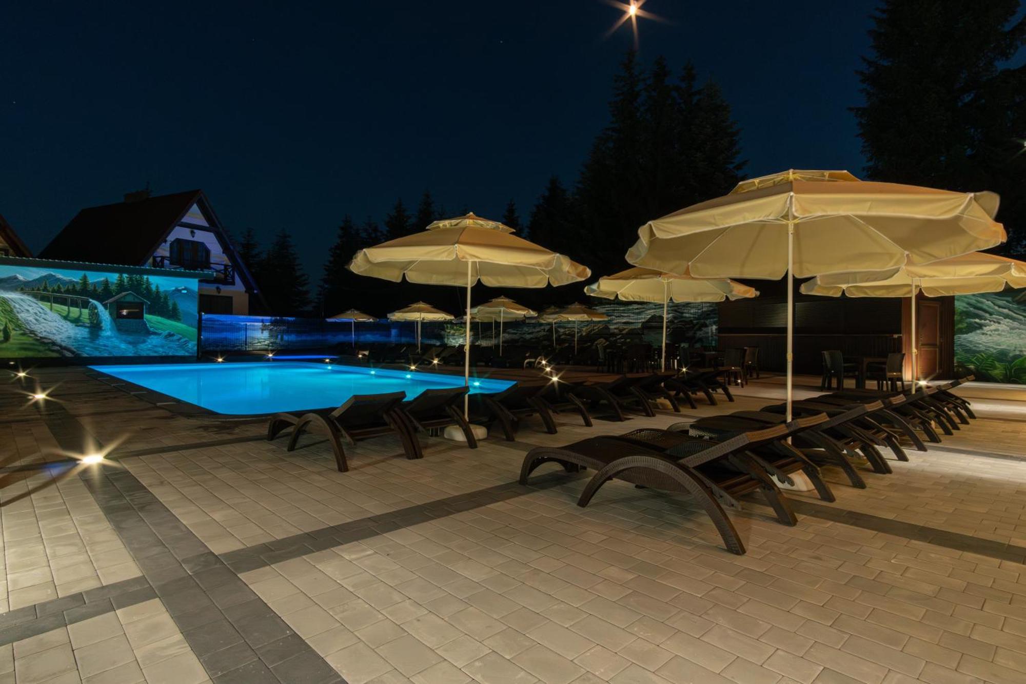 Hotel Summit Yablunytsya Exterior foto
